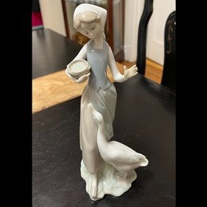 Lladro "Girl Feeding a Goose" Issued in 1969 and retired in 1998